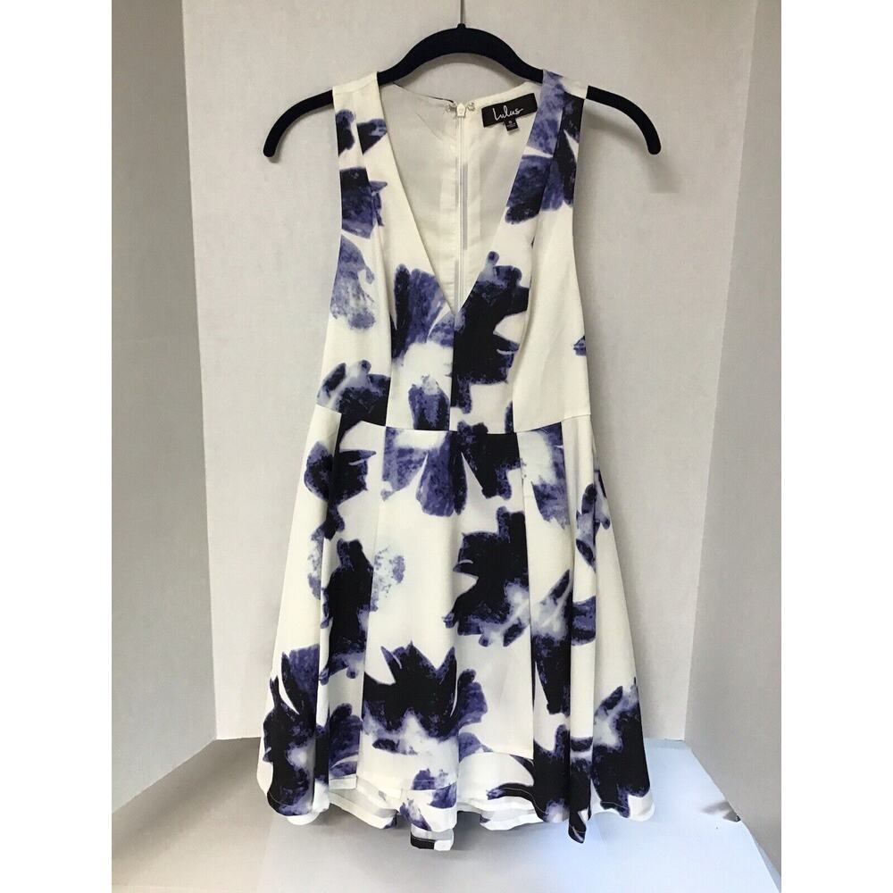 Lulus Ivory Blue Floral Print V Neck Sleeveless Dress Size M